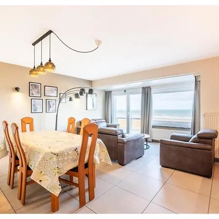 Cortina Tweede Appartement *